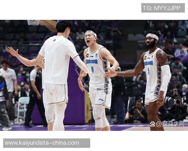 咪咕CBA精彩对决辽宁队迎战青岛队决战篮球赛场谁能胜出